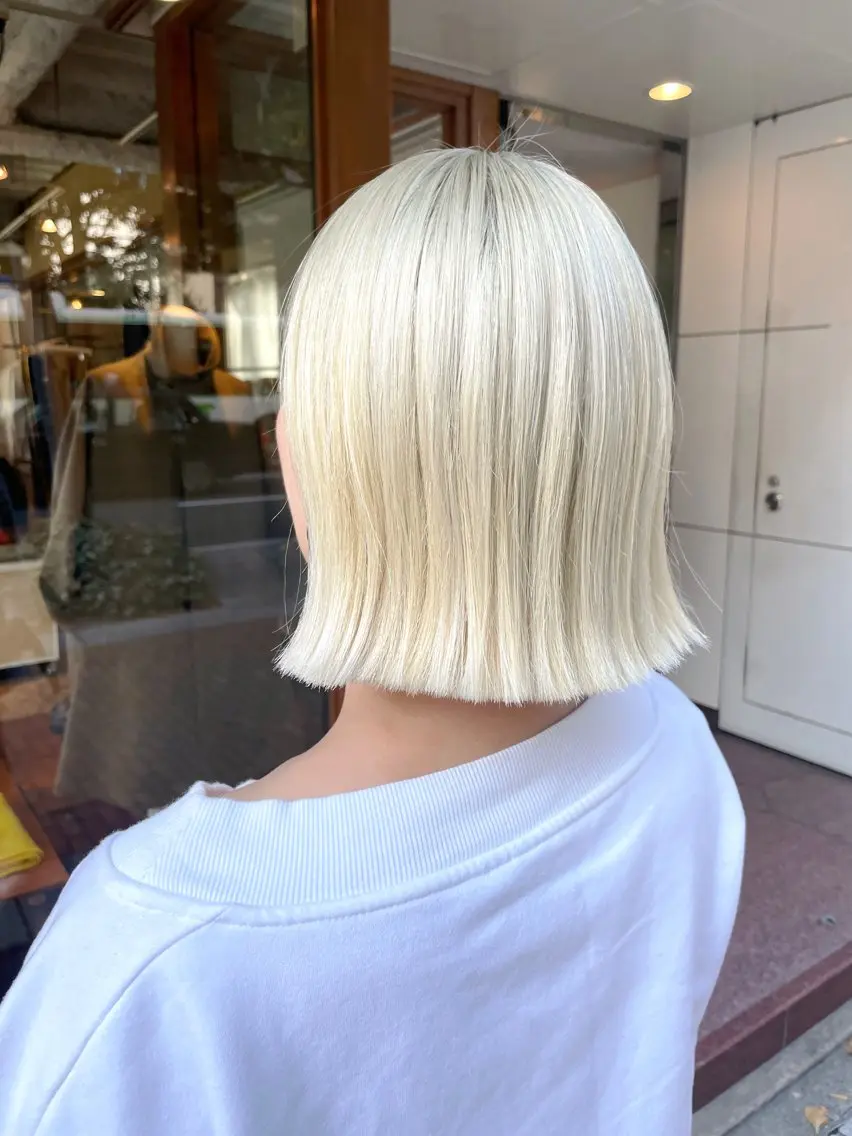ショート ワンレンボブ ボブ カット ヘアカラー トリートメント 山本 雅由のヘアスタイル