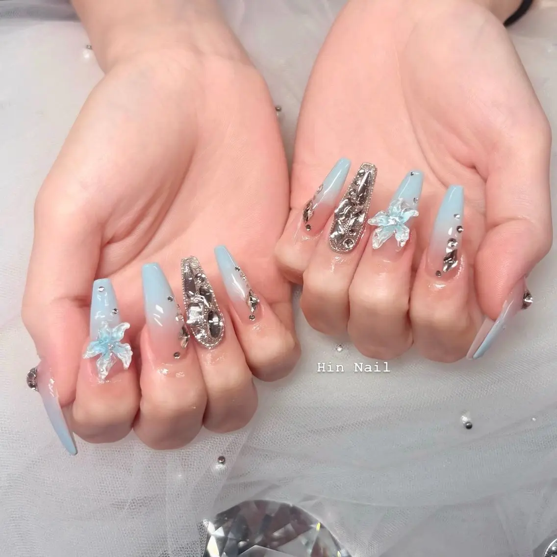 ネイル ハンドネイル HIN NAILのネイルデザイン