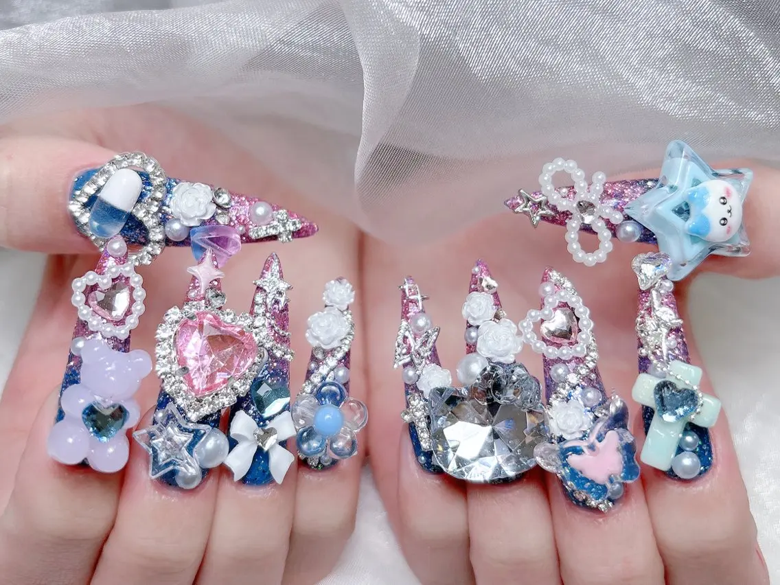 ネイル 成人式 キラキラネイル 大理石ネイル(マーブル) スカルプネイル 夏ネイル ハンドネイル MoMoA Nail ネイル長さ出し専門店のネイルデザイン