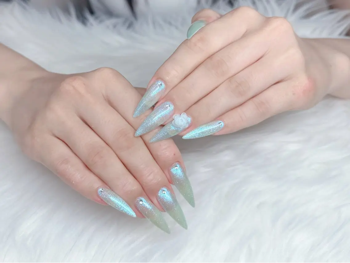 ネイル アートネイル ジェルネイル 韓国ネイル ロングネイル ネイルチップ ハンドネイル GOHOUBI Nail 心斎橋店のネイルデザイン