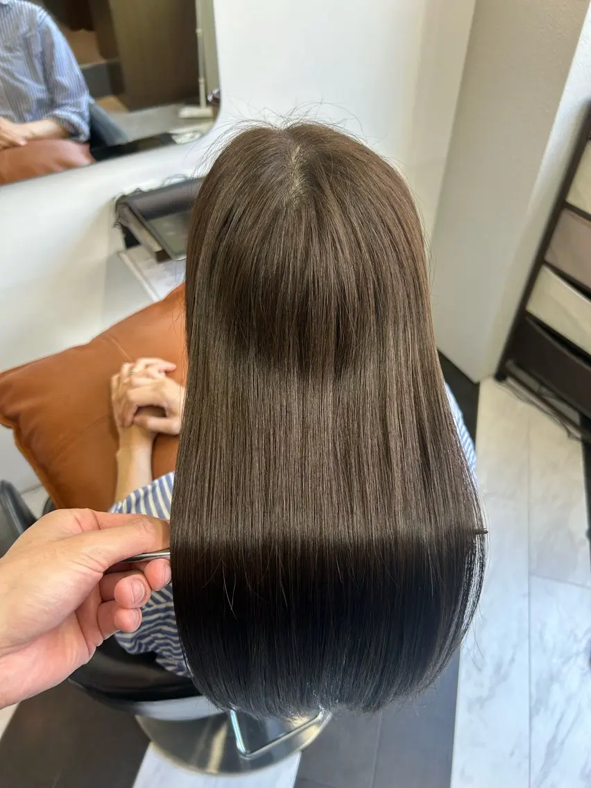セミロング 縮毛矯正 トリートメント 圧倒的髪質改善 ✂︎飯島悠介のヘアスタイル