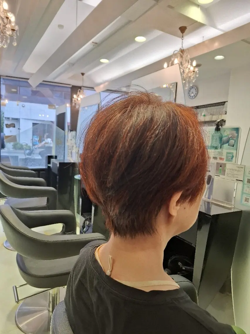 カラー ショート KANAKO .のヘアスタイル