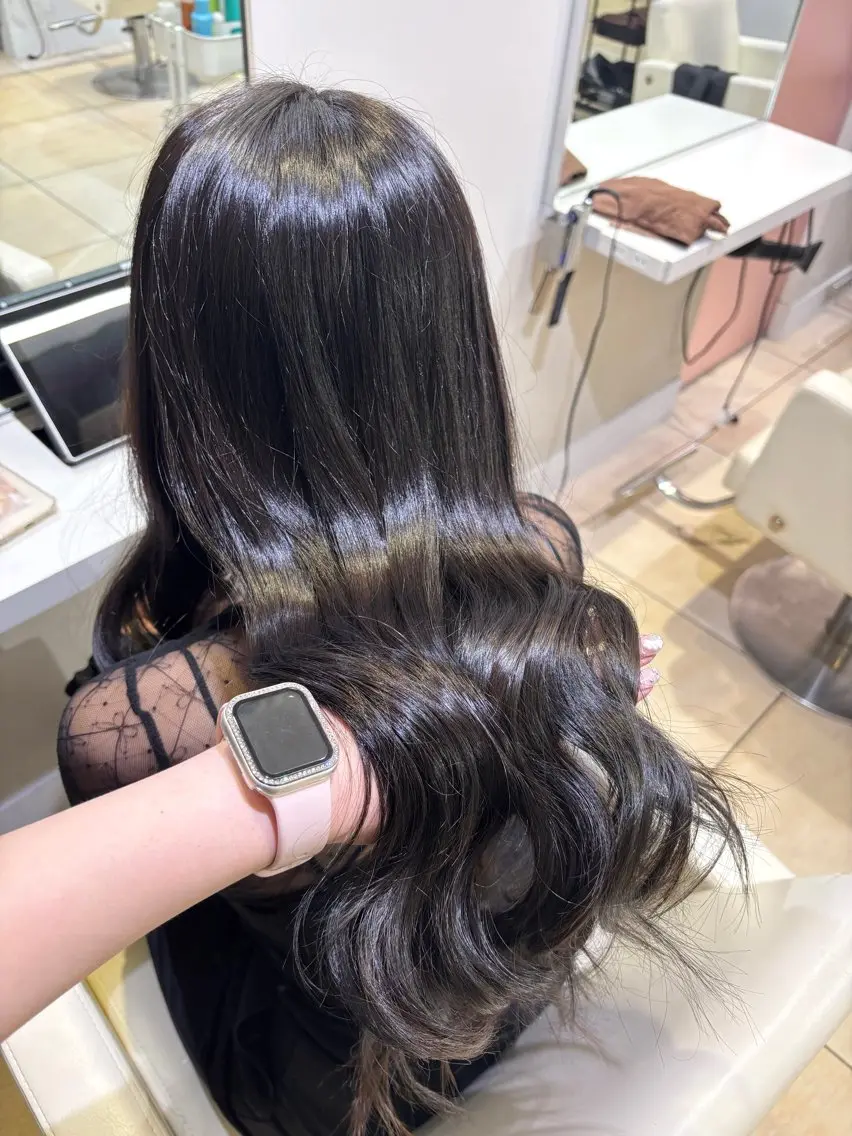 ロング カラー ヘアカラー 長野 彩夏のヘアスタイル