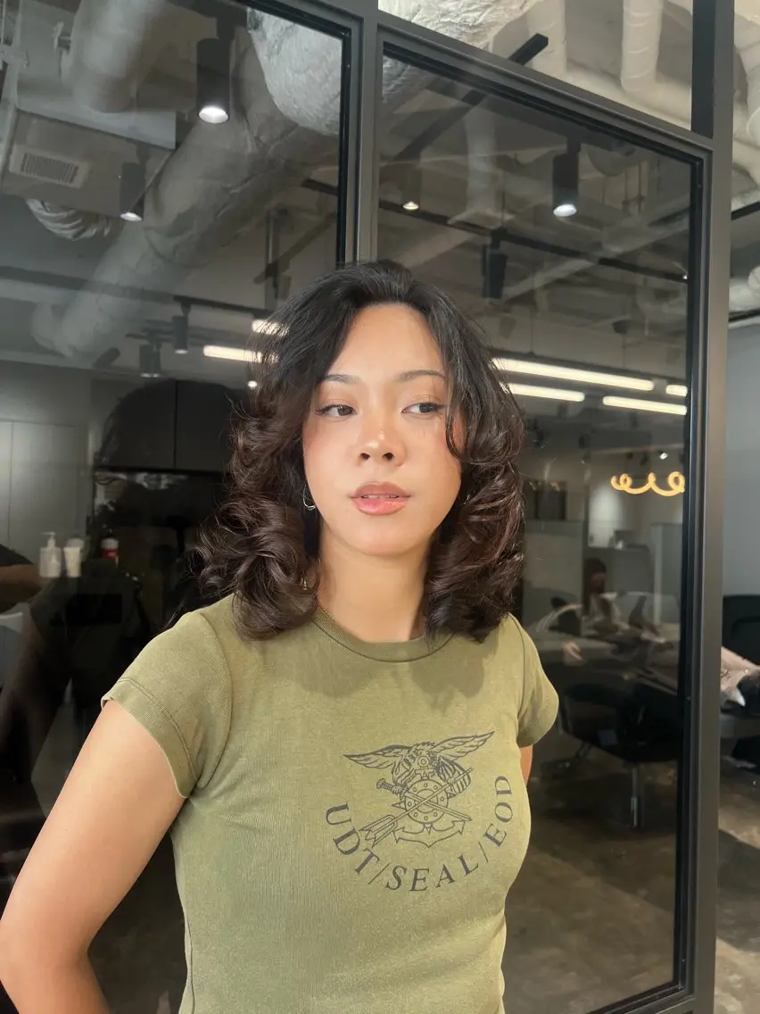 ミディアム カット 🇺🇸海外レイヤー 副店長Tsubasaのヘアスタイル