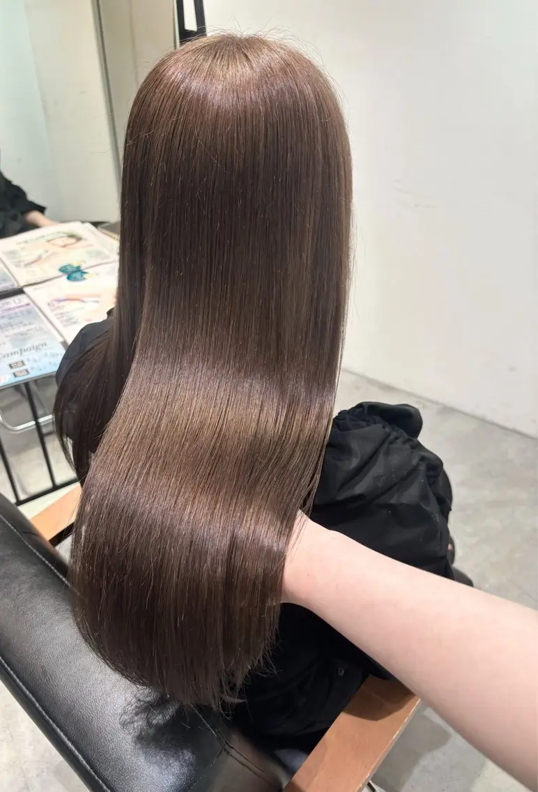 ロング カラー ブラウンカラー チョコレートブラウン 透明感カラー ‎Lby home 🪽mikuのヘアスタイル