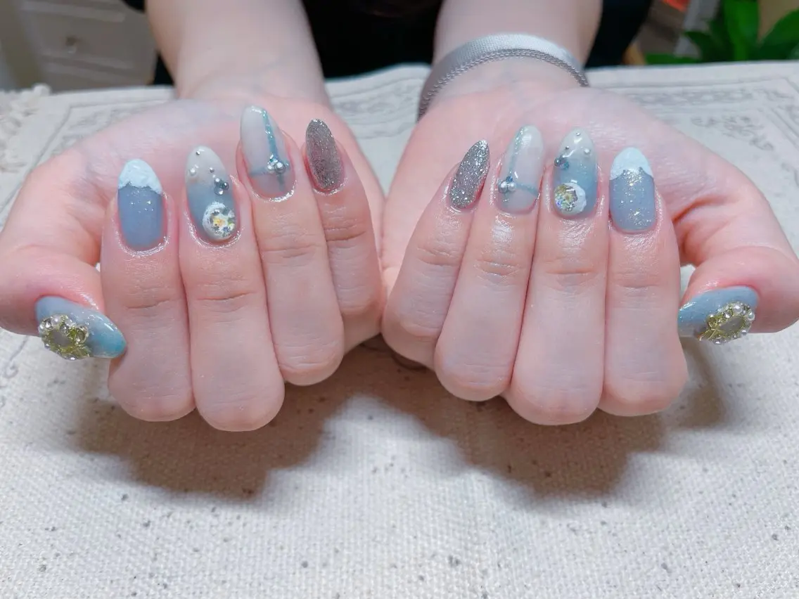 ネイル 冬ネイル クリスマス 💫ゆか_ Nailartistのネイルデザイン