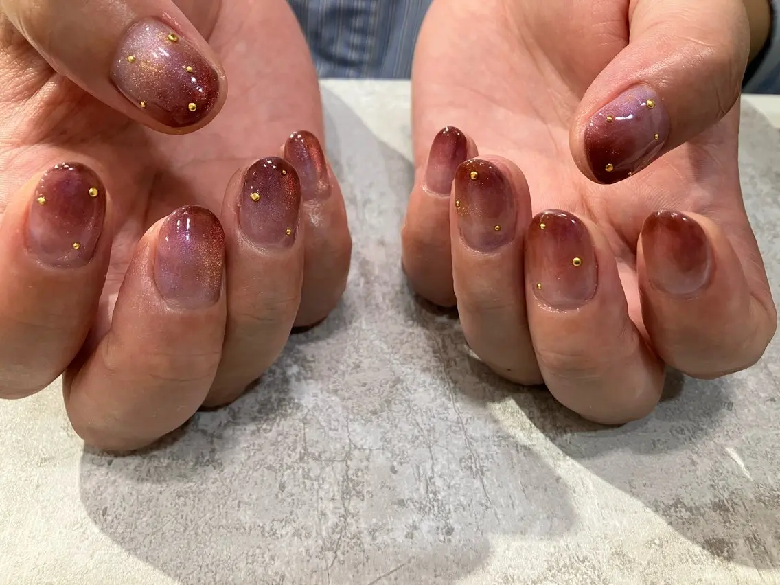 ネイル グラデーション マグネットネイル ハンドネイル Noa新越谷 Makikoのネイルデザイン