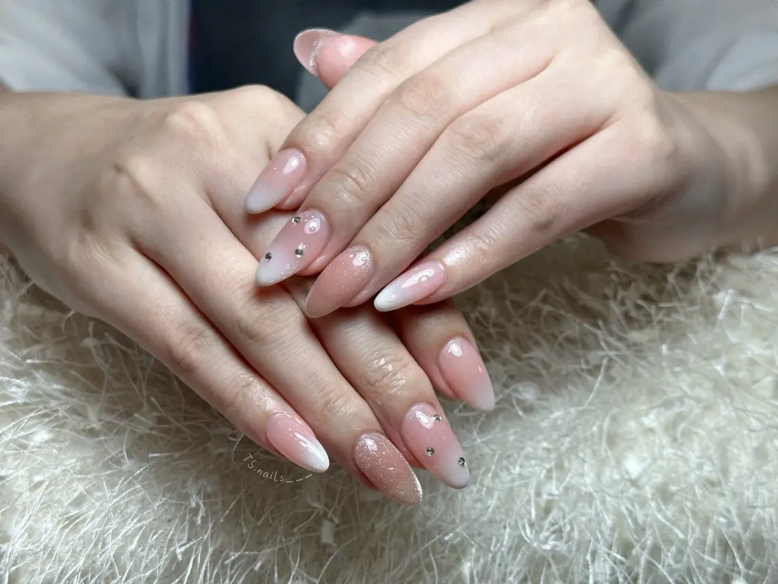 ネイル キラキラネイル マグネットネイル 持ち込み シンプルネイル TS. nails___のネイルデザイン