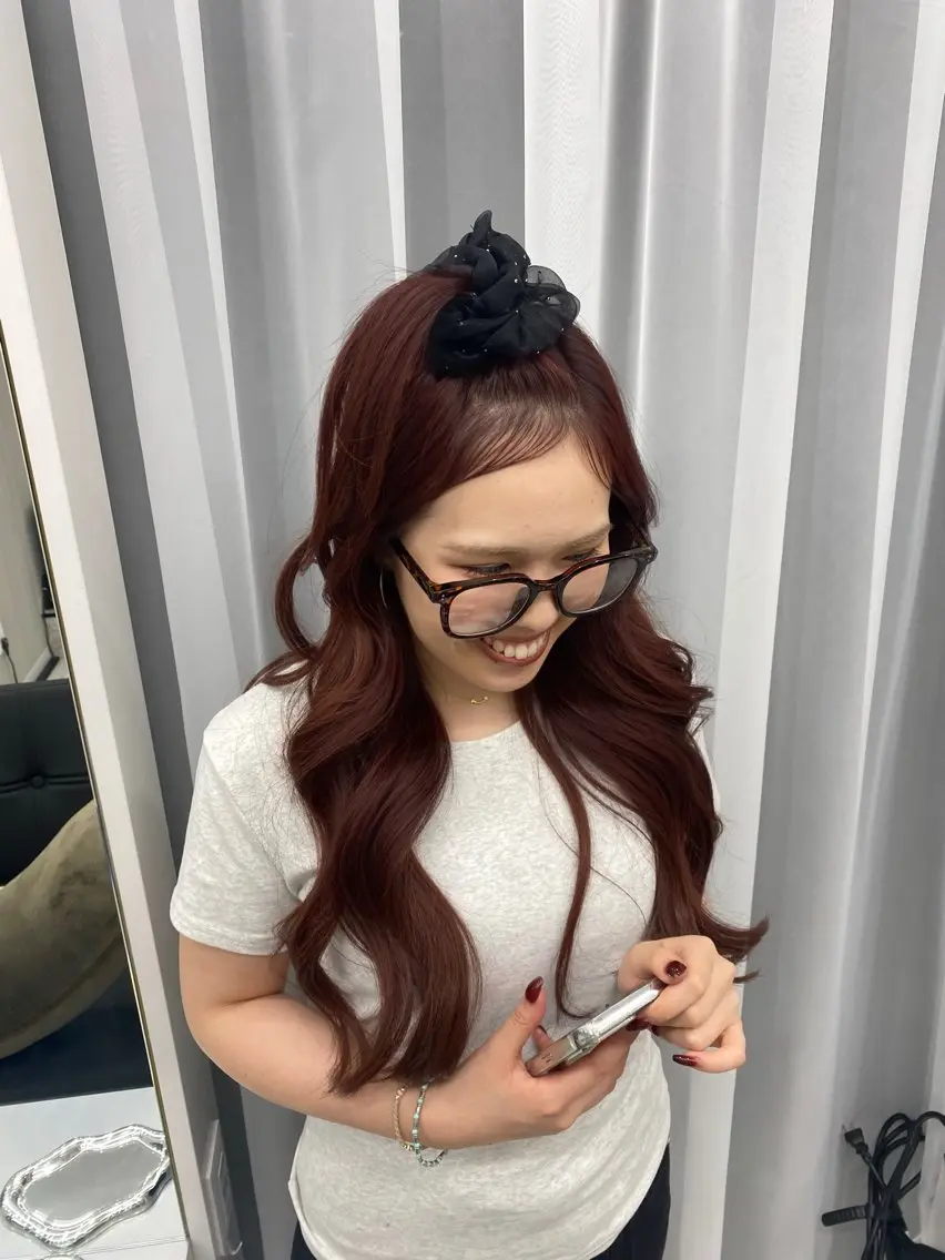 カラー 𝗮𝘆𝘂𝗺𝗶 ハイトーン🎀のヘアスタイル