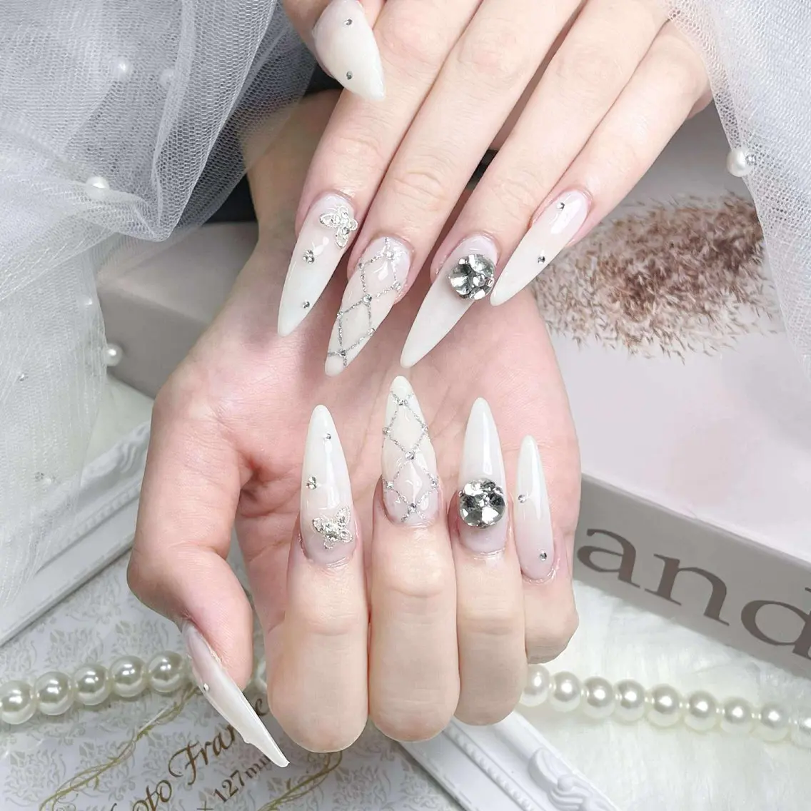 ネイル ハンドネイル Nova Nailのネイルデザイン
