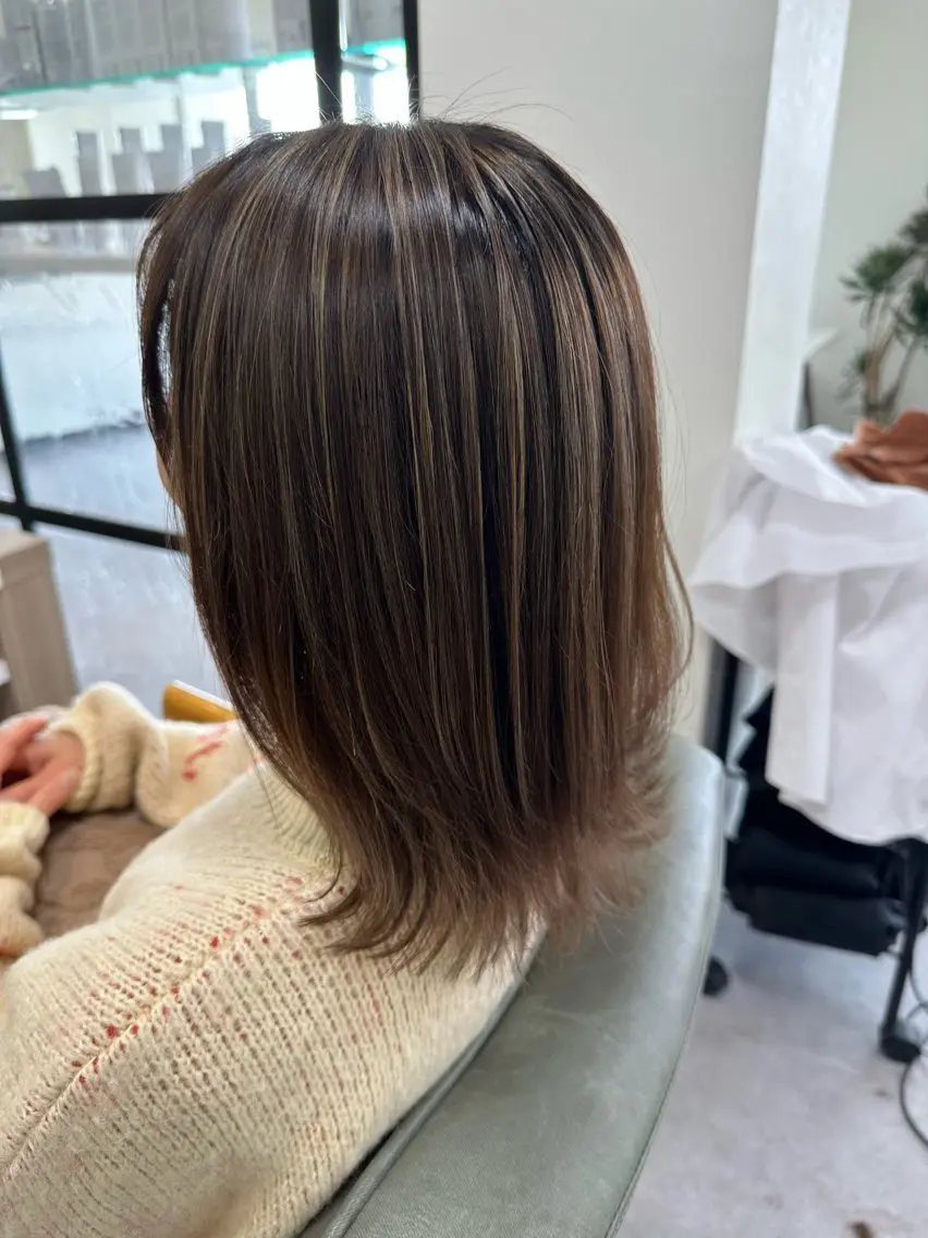 ミディアム カラー 光本 千紘のヘアスタイル