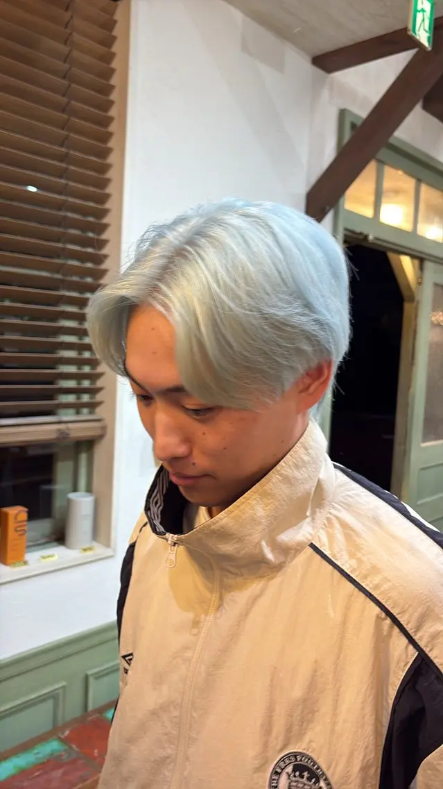 メンズ ヘアカラー 垣副 温飛のヘアスタイル