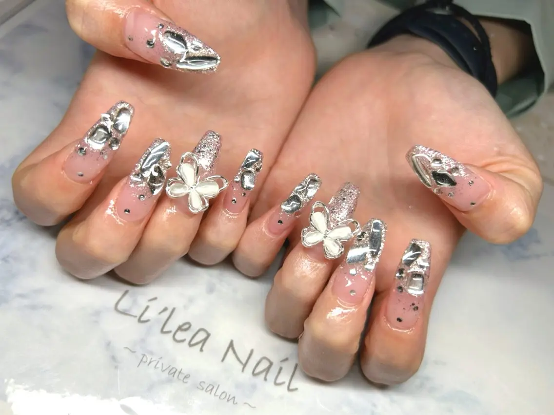 ネイル ハンドネイル Li'leaNail AINAのネイルデザイン