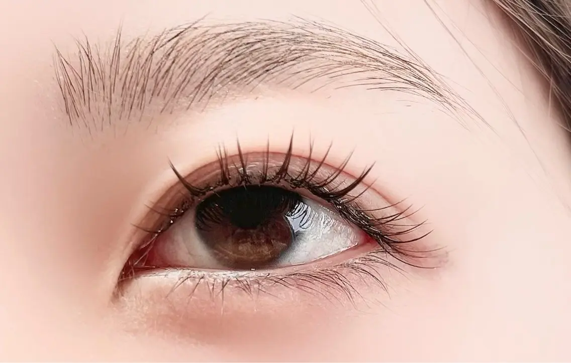 マツエク・マツパ フラットラッシュ bloom lash 丸山恵梨のマツエク・マツパデザイン