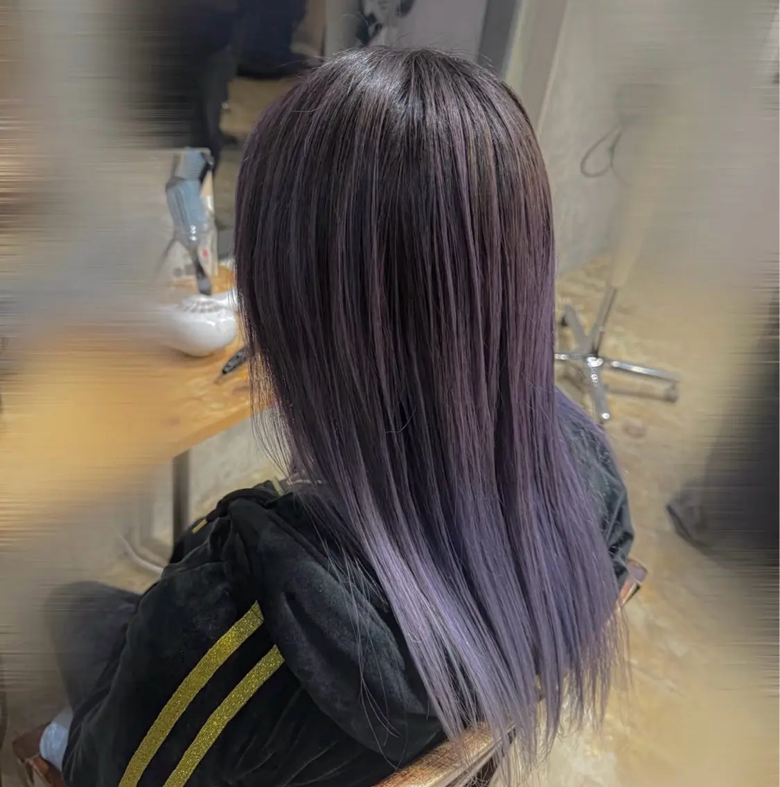 ロング カラー lore umeのヘアスタイル