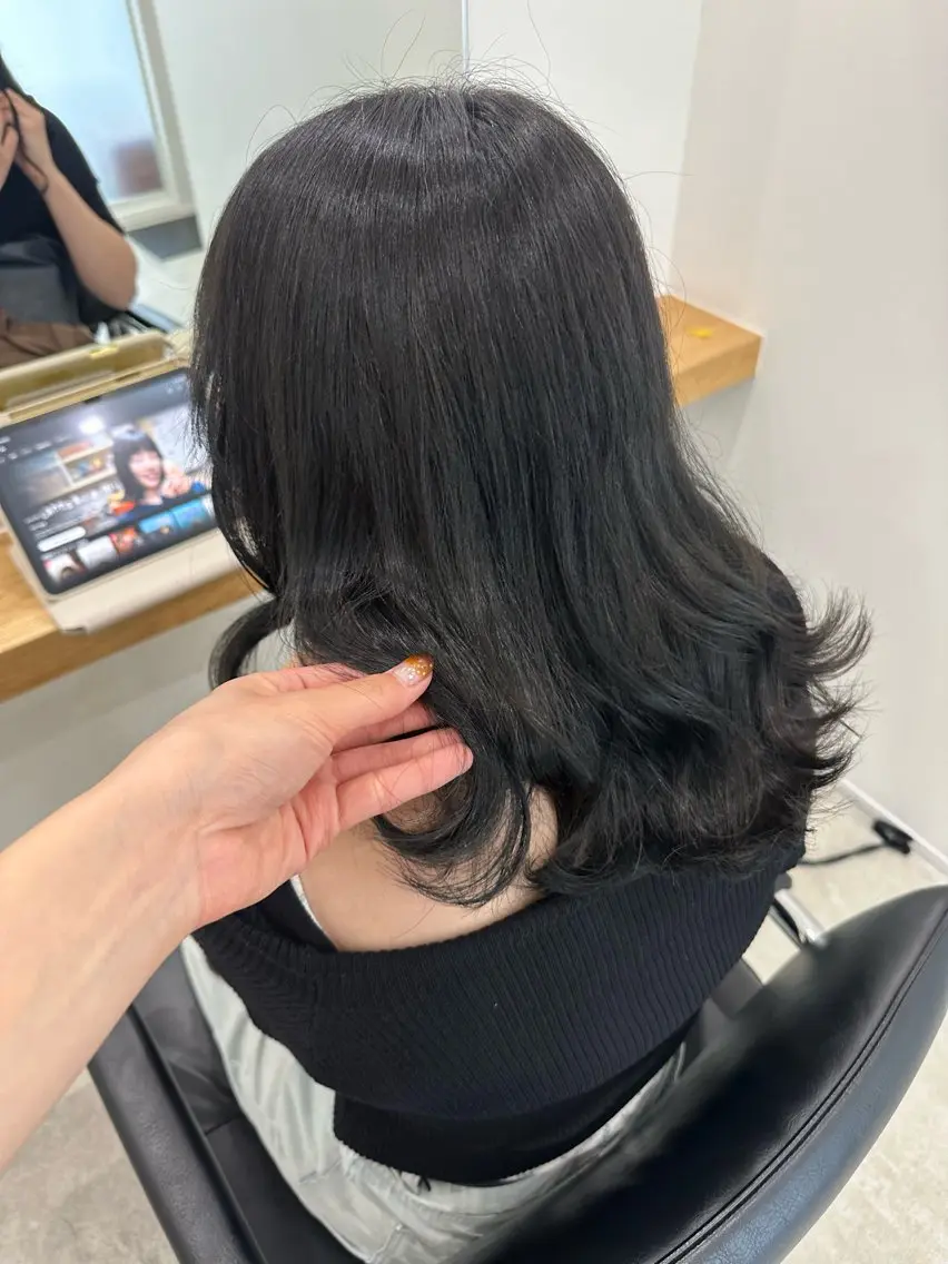 ミディアム カラー カット ヘアカラー トリートメント レイヤー/ヘアセット 💐nao.のヘアスタイル