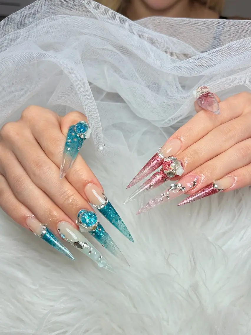 ネイル アートネイル 長さ出し ジェルネイル 韓国ネイル マグネットネイル ハンドネイル Cloudy Chan Nailのネイルデザイン