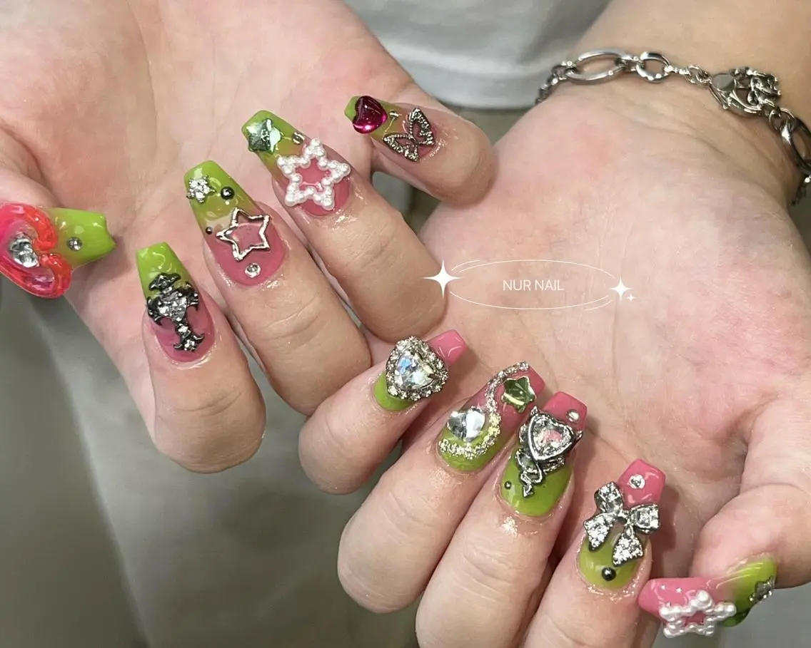ネイル ハンドネイル 🫧NUR NAIL✨のネイルデザイン