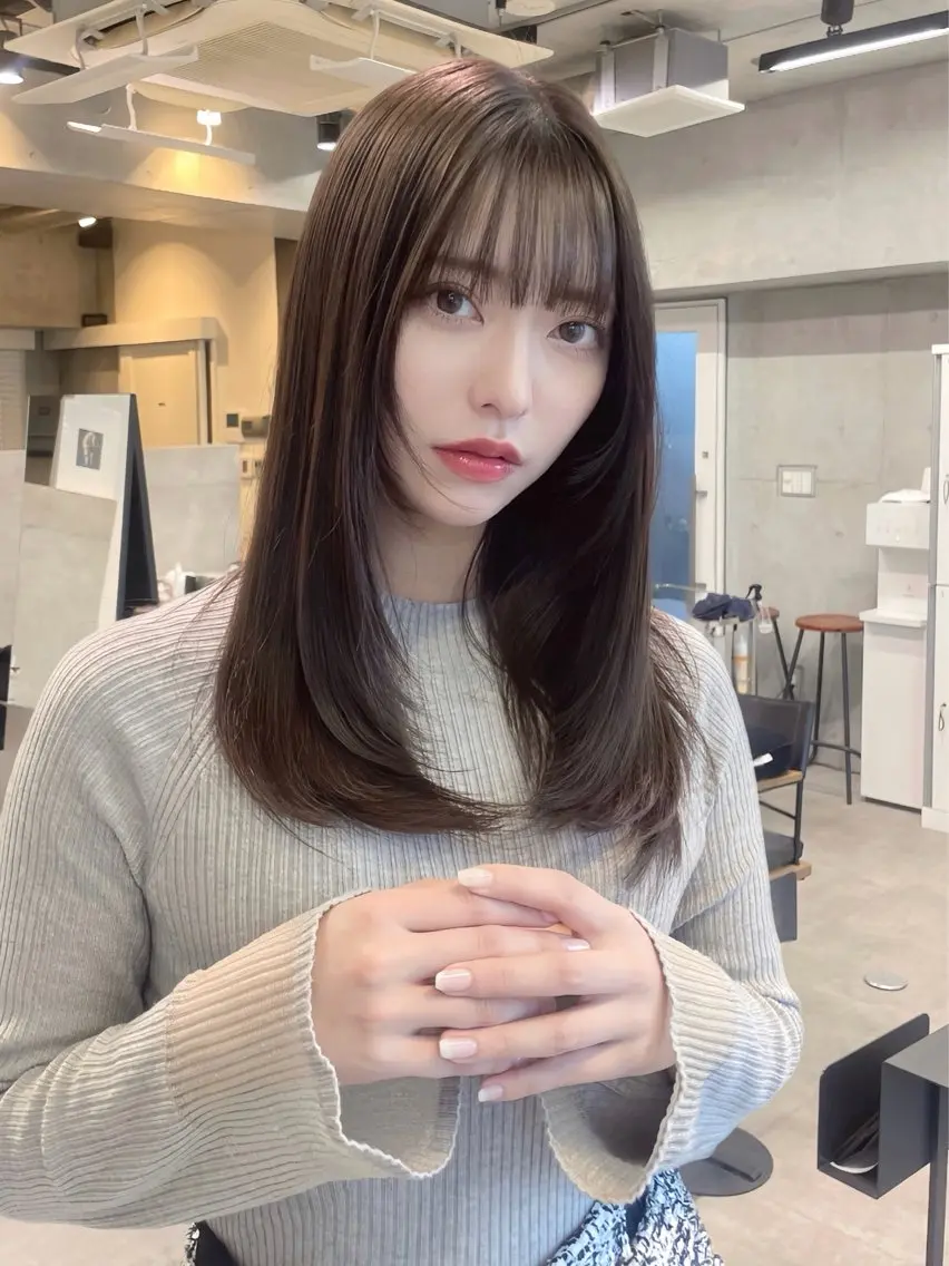 ミディアム カット ヘアカラー オシャレ髪✔️ 店長オオキアキヒロのヘアスタイル