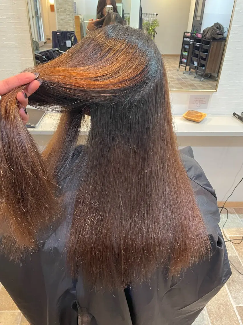 ロング カラー カット 縮毛矯正 トリートメント YUI/ ブリーチカラー🌷のヘアスタイル