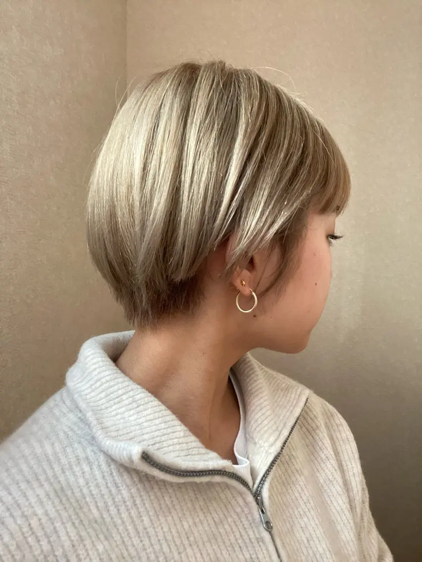 ショート カット トリートメント lomalia moekaのヘアスタイル