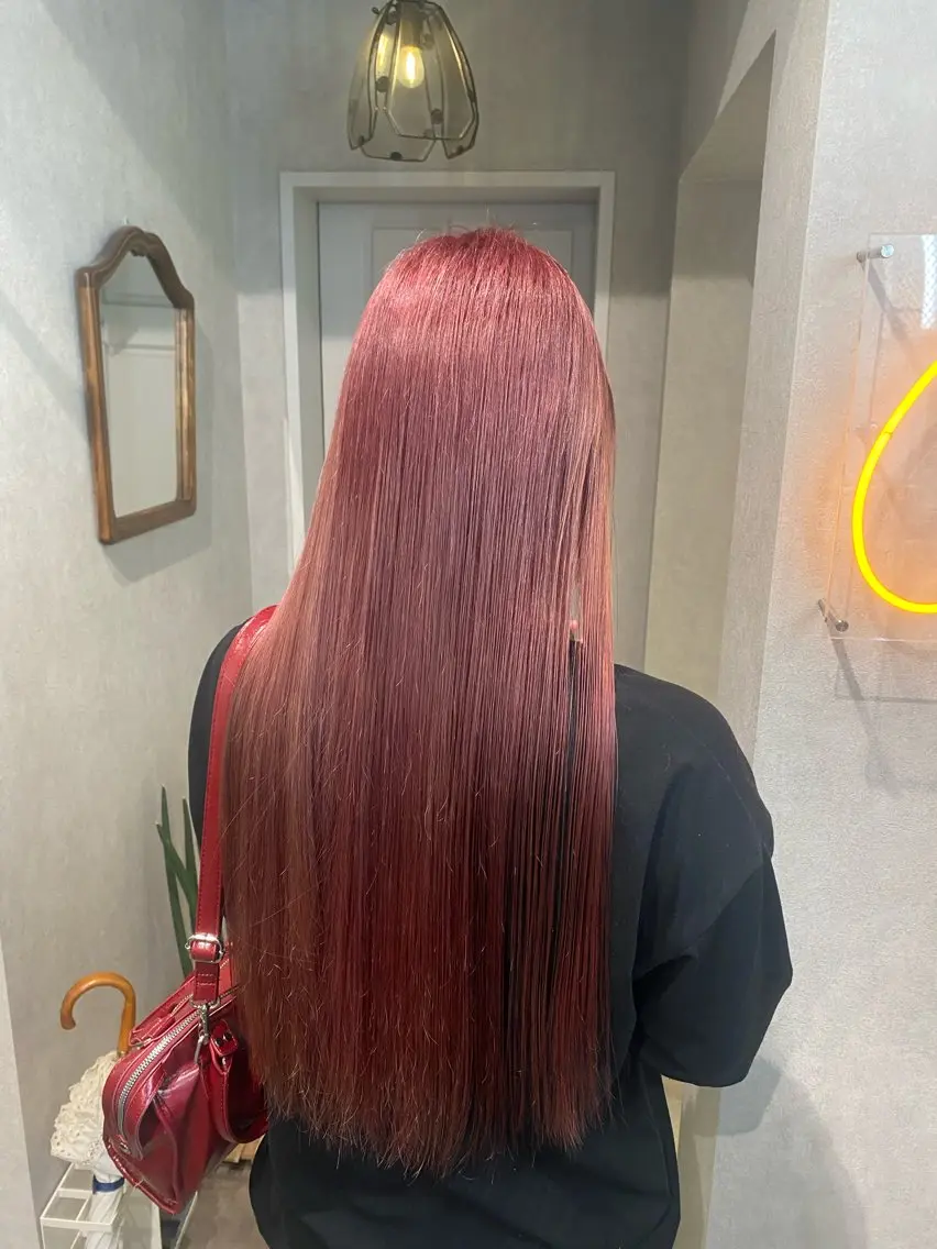 ロング カラー ピンクカラー ヘアカラー トリートメント 透明感カラー🫧🎀 まりなのマツエク・マツパデザイン