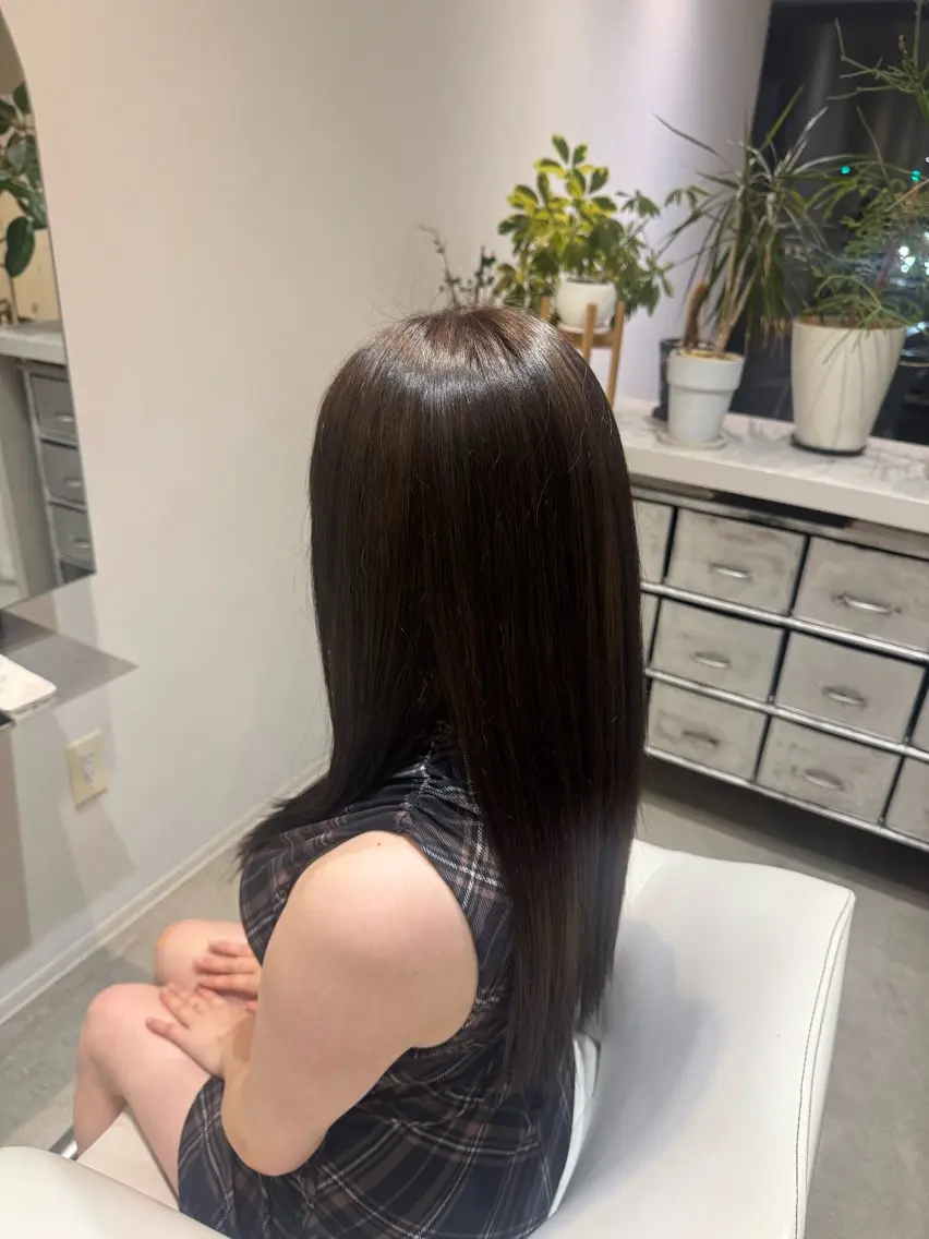 カラー 佐々木 実樹のヘアスタイル