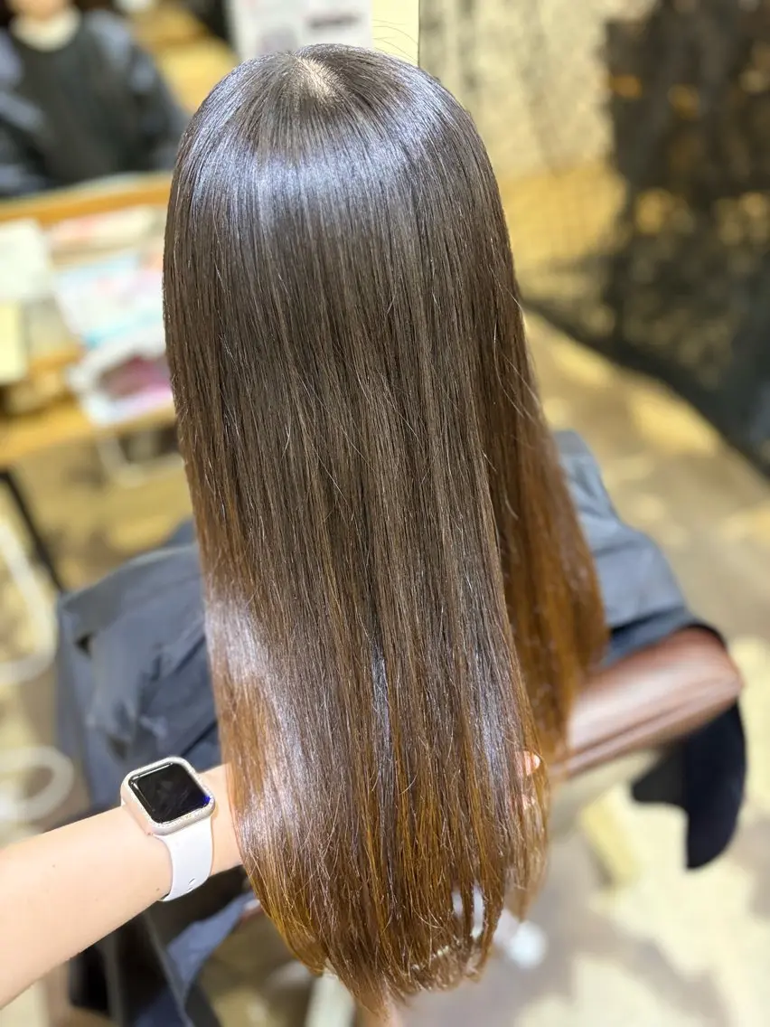 カラー ケアカラー BRAS ナカガワのヘアスタイル