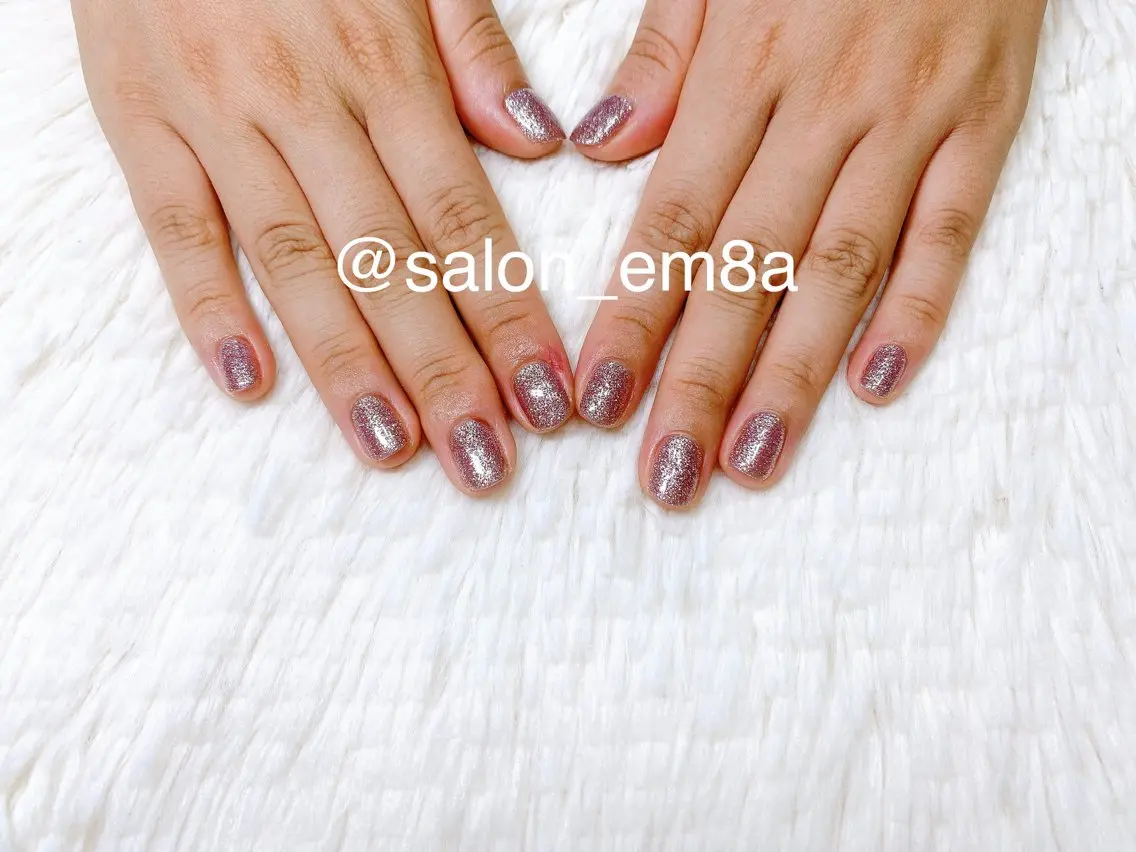 ネイル ジェルネイル ラメ(グリッター) ワンカラーネイル ハンドネイル salon EM&A emiのネイルデザイン