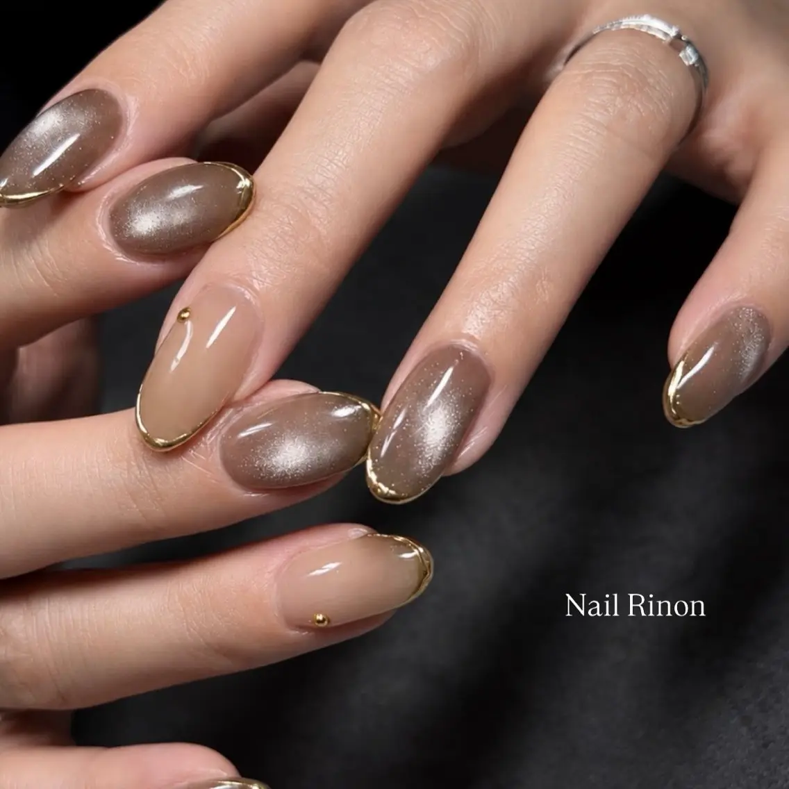 ネイル ゴールド マグネットネイル ハンドネイル Nail Rinonのネイルデザイン