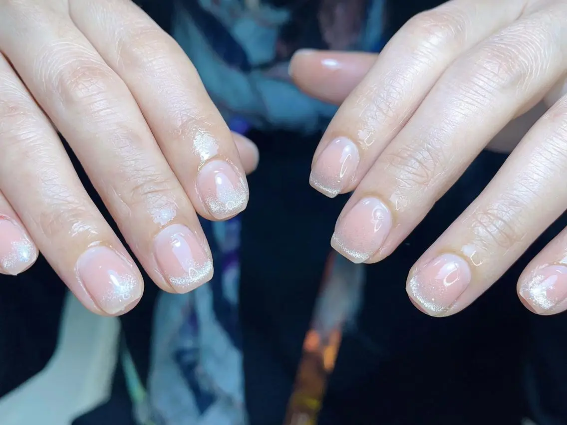 ネイル ハンドネイル ki🍒🍒 ki ツルツルネイルのネイルデザイン