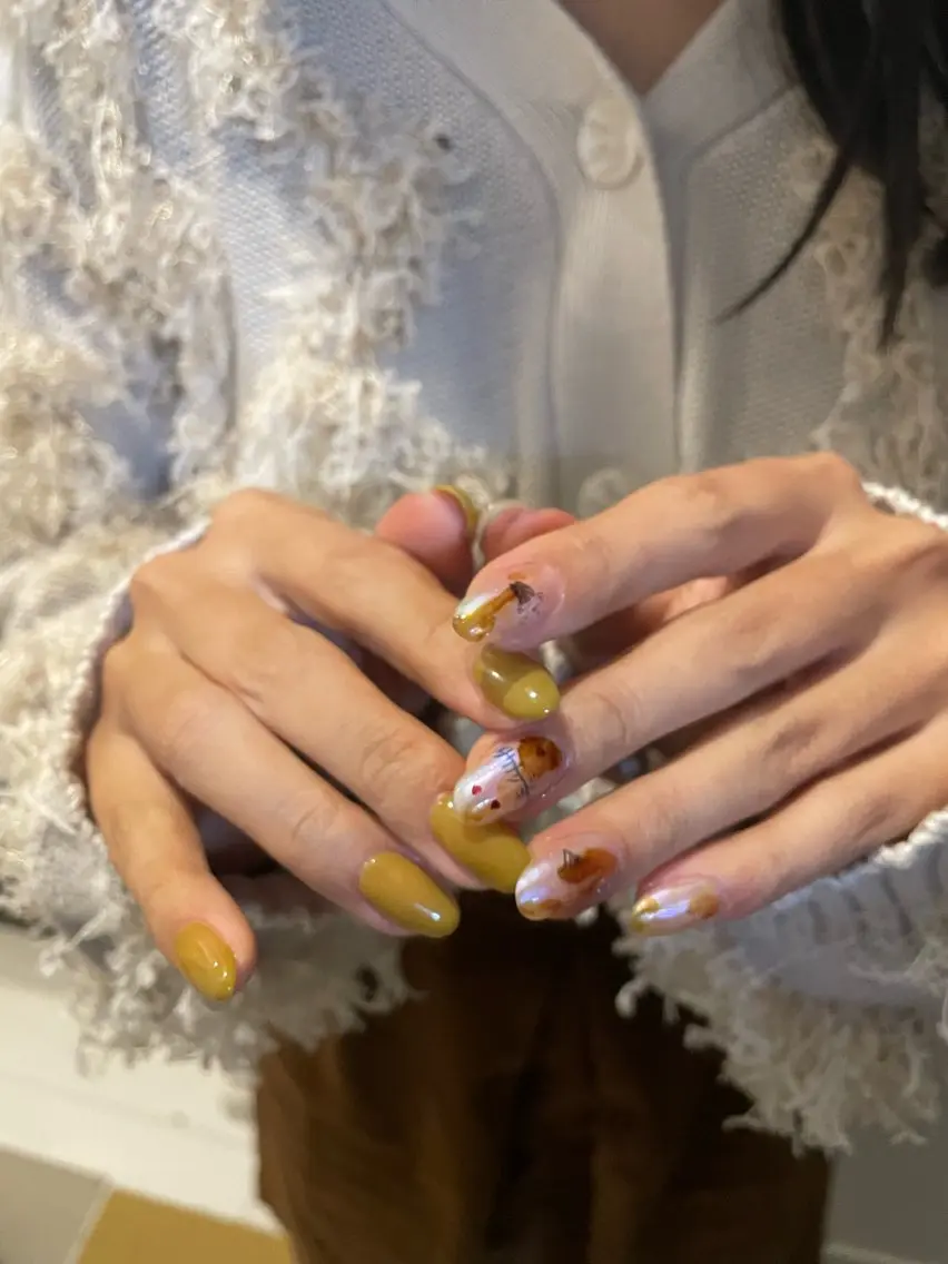 ネイル フットネイル ハンドケア nail room marnie.のネイルデザイン