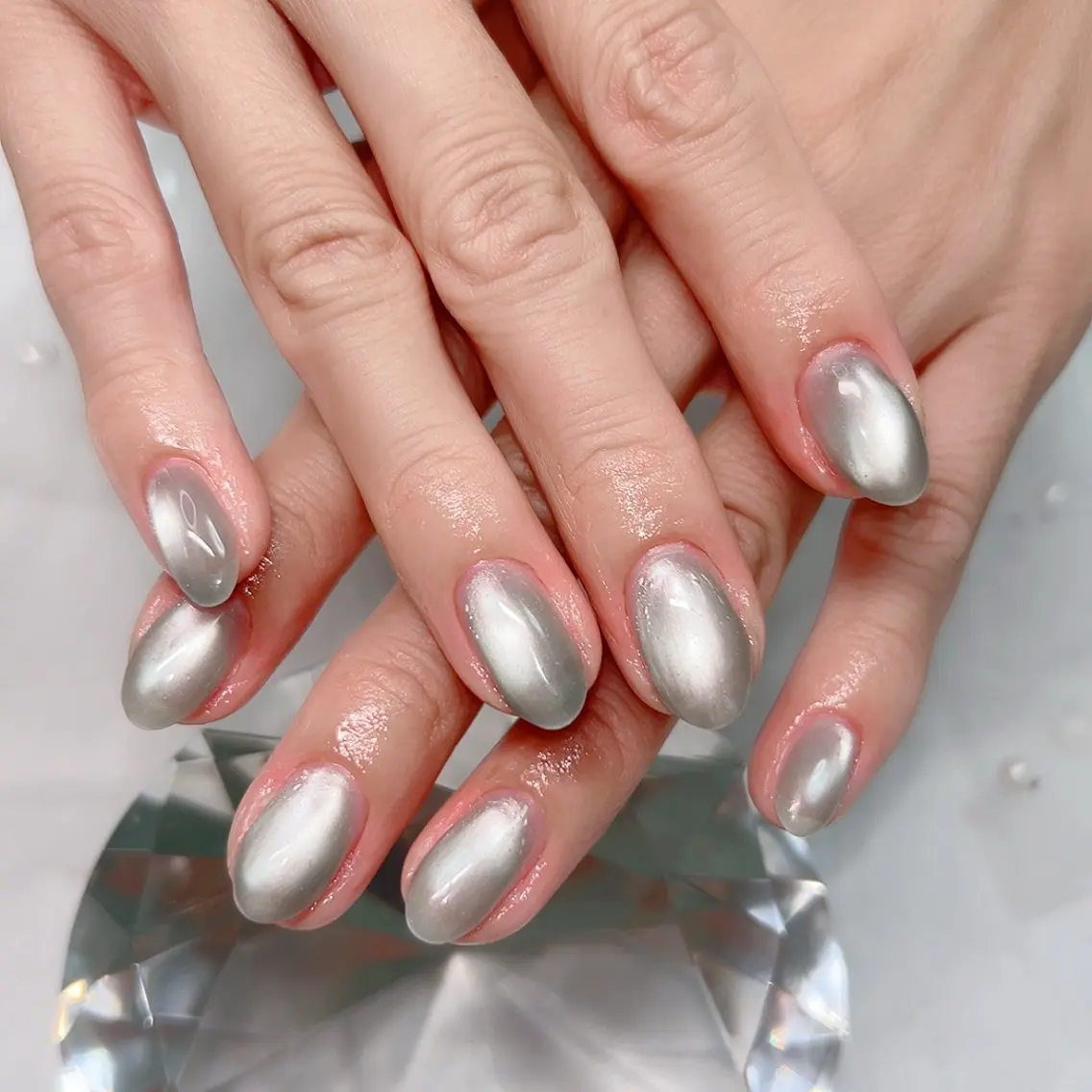 ネイル ボーダー ジェルネイル キラキラネイル マグネットネイル ハンドネイル Cute Tips nailのネイルデザイン