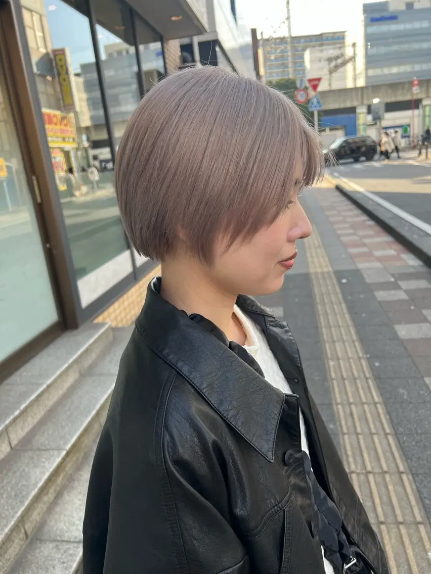 ショート ヘアカラー yuuna. 🪽のヘアスタイル