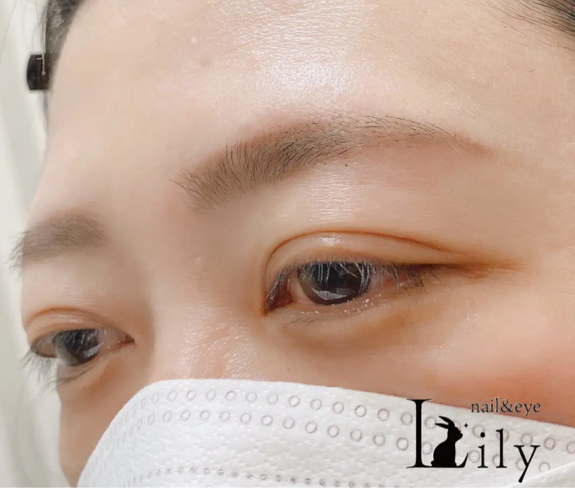 アイブロウ 眉毛ワックス脱毛 Mori 🫧のマツエク・マツパデザイン
