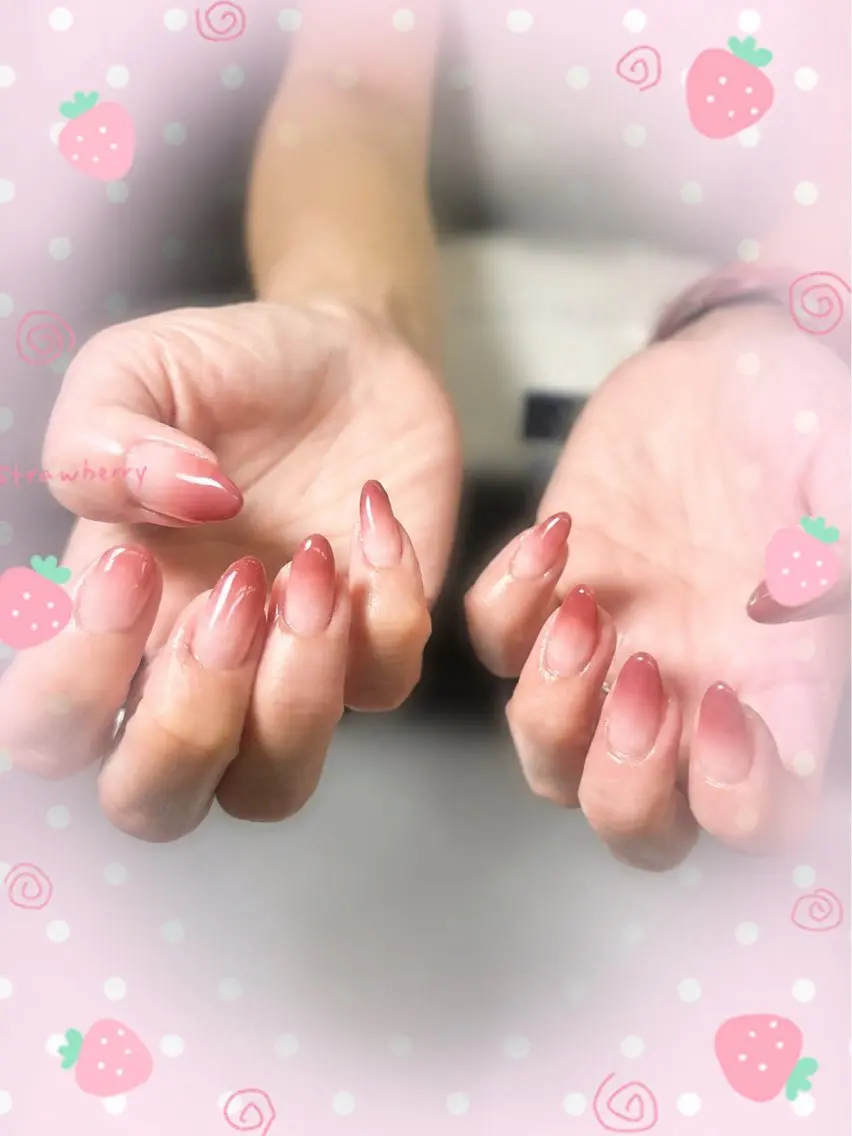 ネイル グラデーション ハンドネイル 𝘙𝘐𝘐 ♡のネイルデザイン