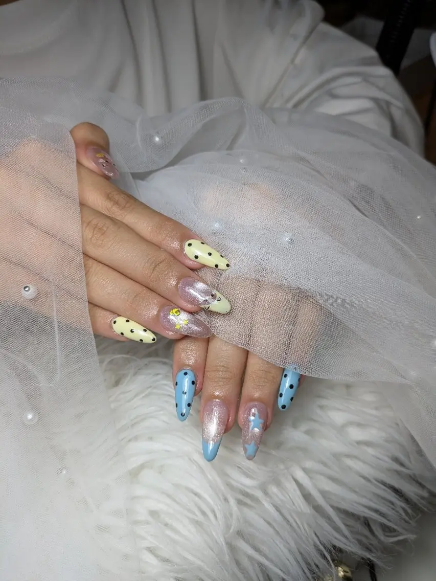 ネイル Queen Nail 研修生のネイルデザイン