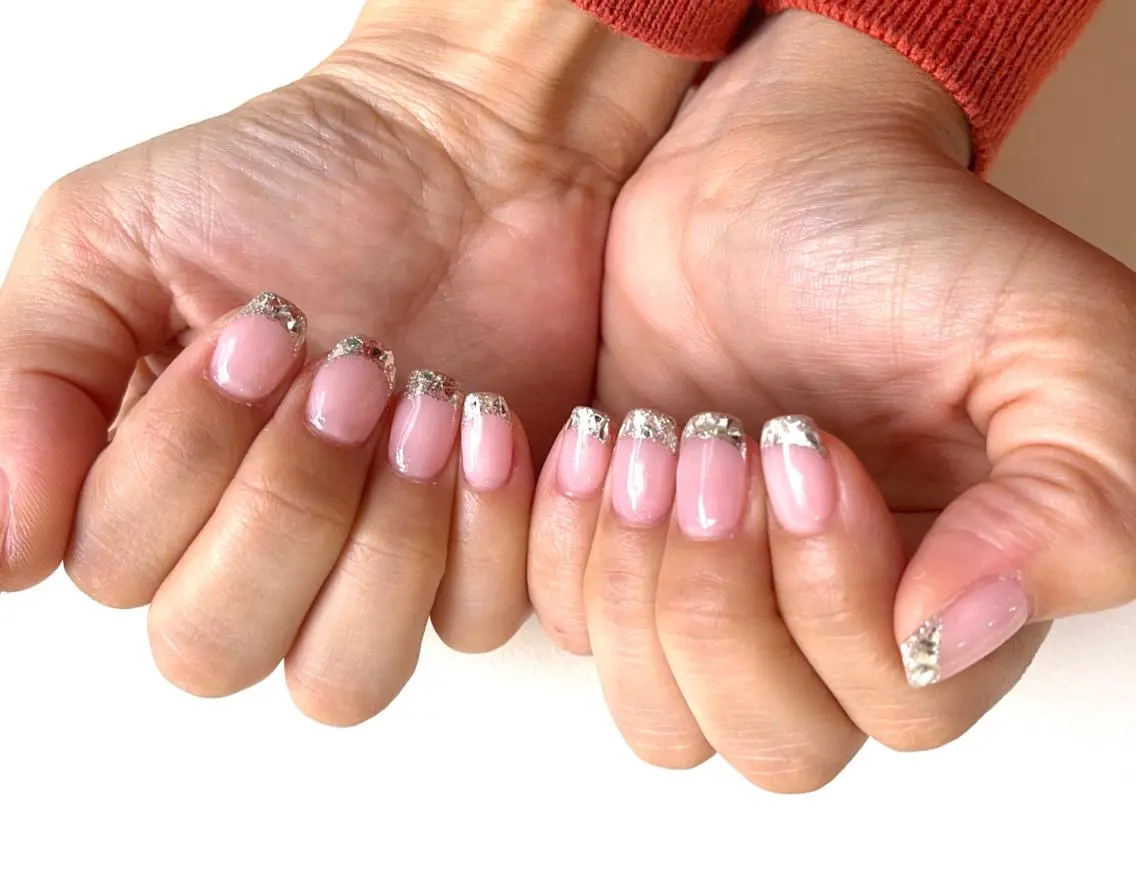 ネイル フレンチネイル ガラスフレンチ nails' it...のネイルデザイン