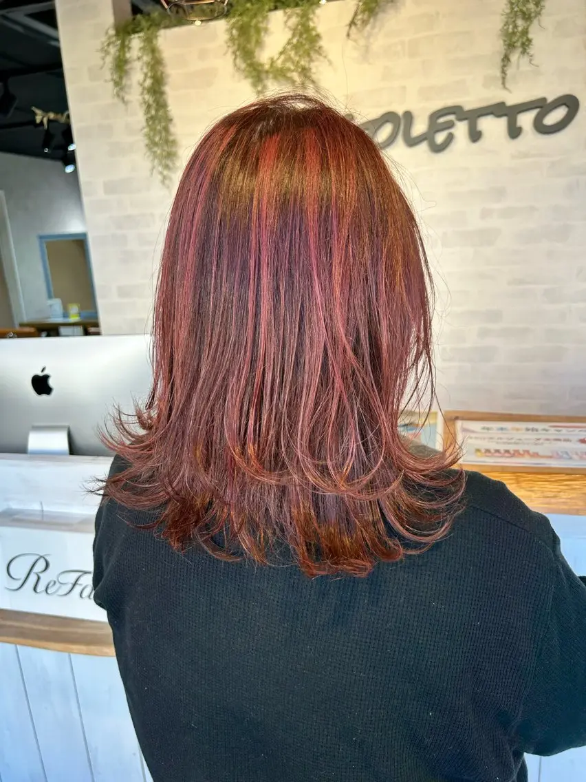 ミディアム カラー ハイライトカラー ハイライト レイヤーカット カット ヘアカラー ショート/レイヤー 🎀細沼玲花のヘアスタイル