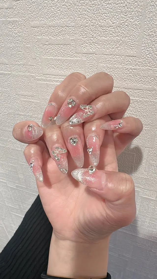 ネイル ハンドネイル Luvia harumiのネイルデザイン