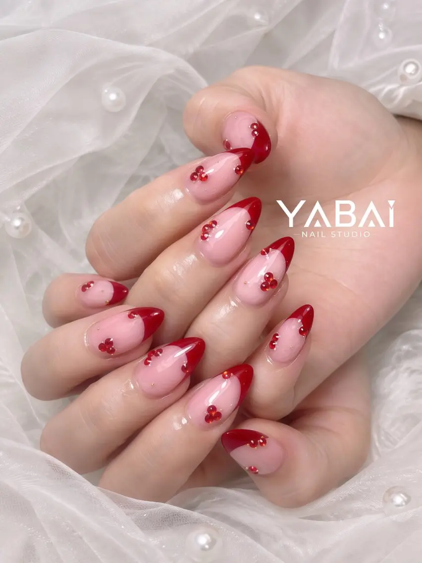 ネイル 長さ出し フレンチネイル キラキラネイル ピンク 赤色 YABAI NailStudioのネイルデザイン