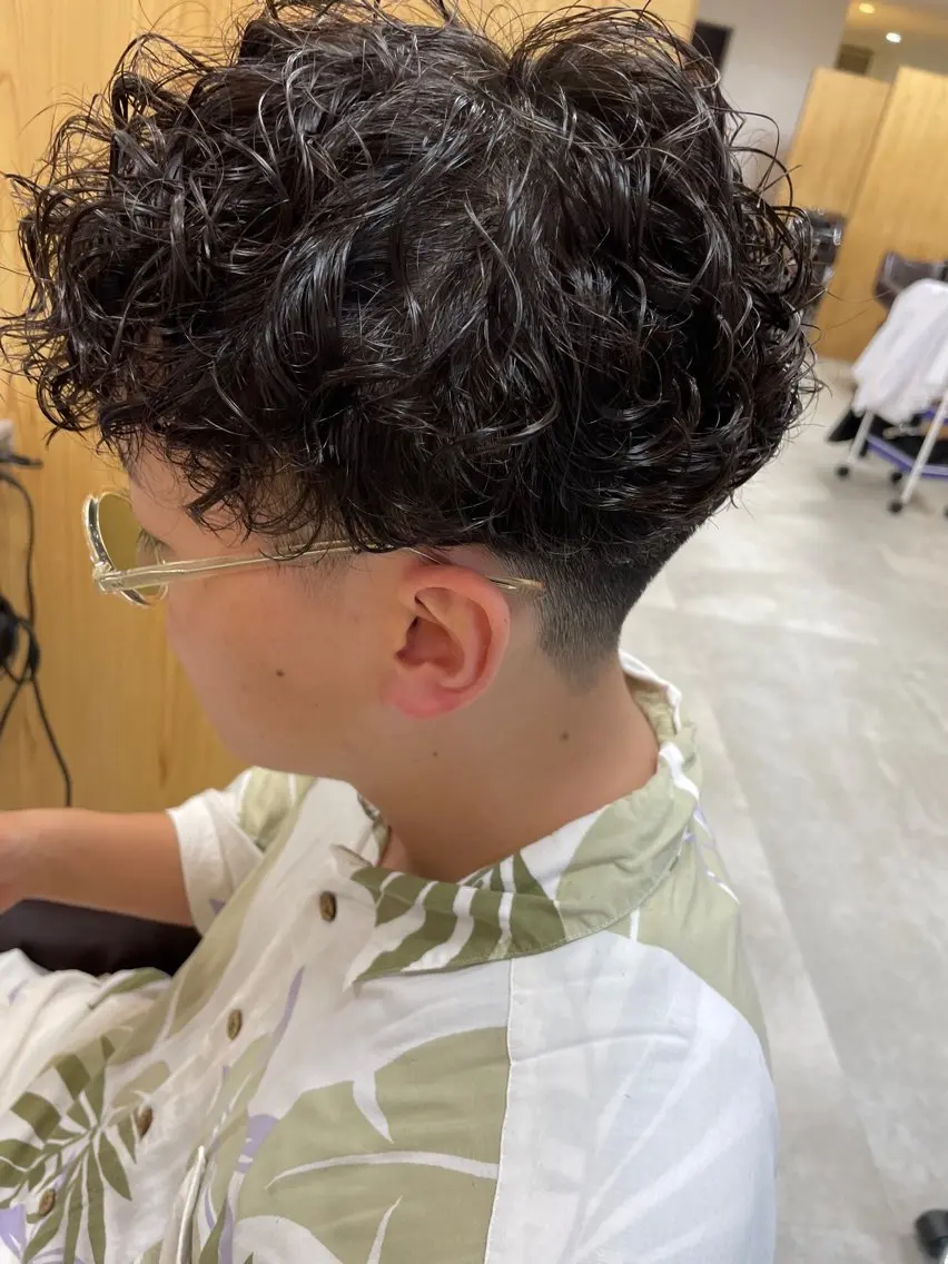 パーマ メンズ くるくるパーマ aikoのヘアスタイル