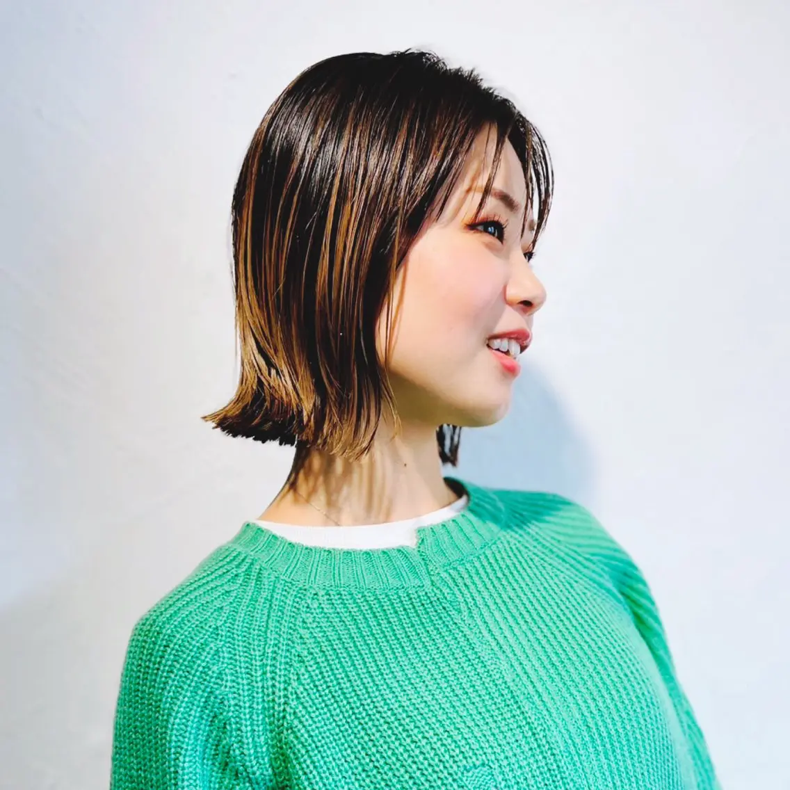 ミディアム カラー カット ヘアカラー トリートメント ヘッドスパ ヤノ ナオミのヘアスタイル