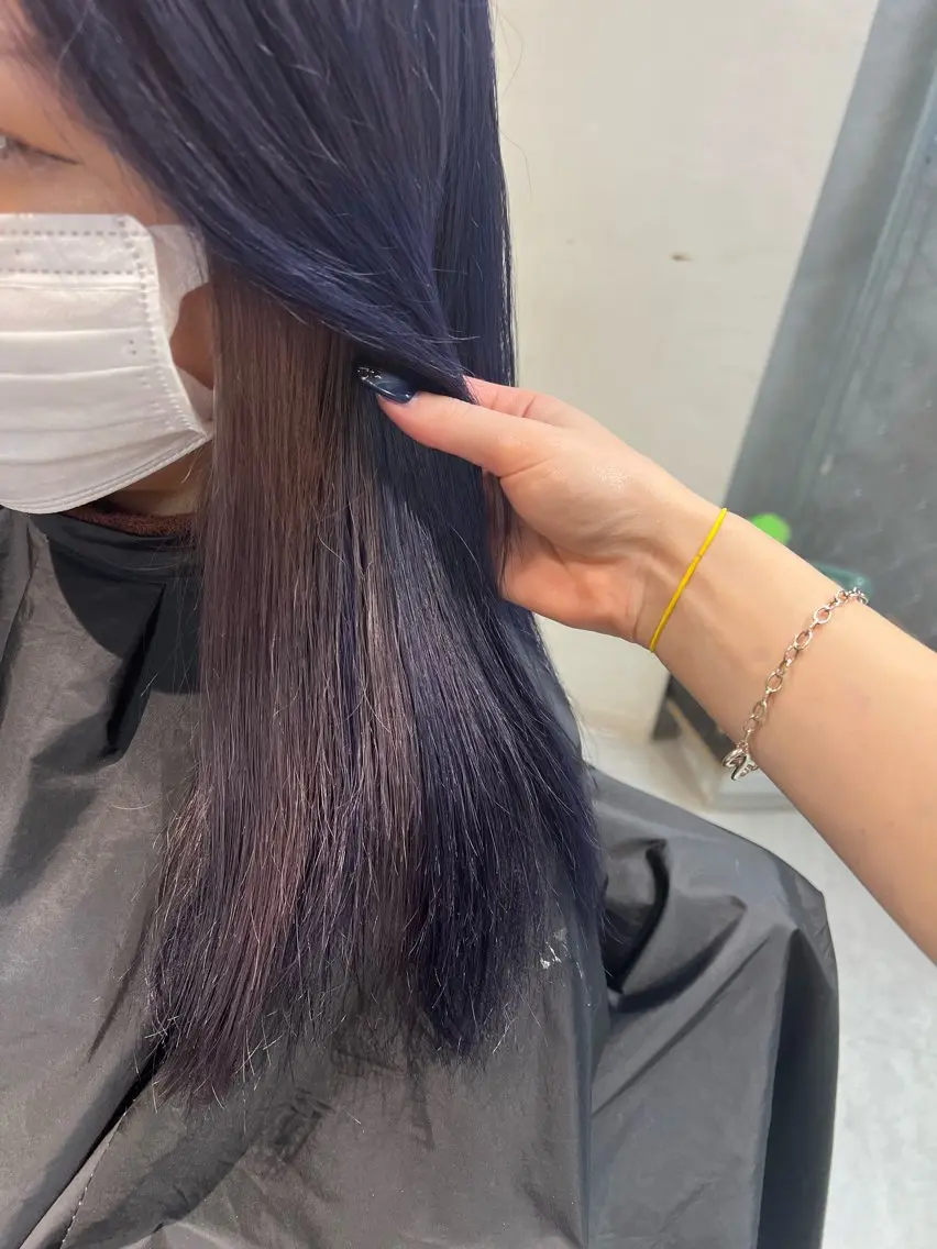 カラー イヤリングカラー ayaka🫧 梅田ダブルカラーのヘアスタイル