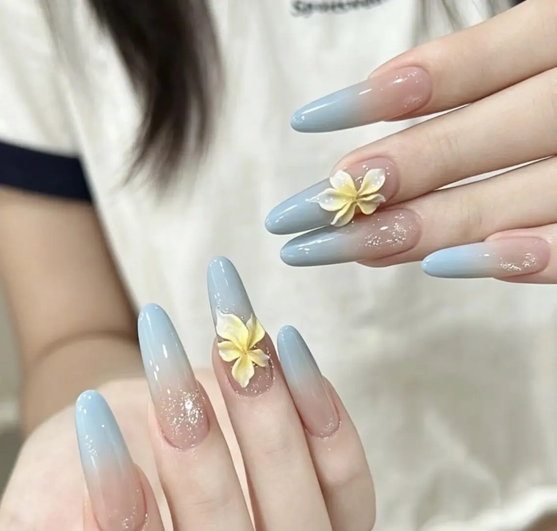 ネイル ハンドネイル エリ🫧 nail池袋東口のネイルデザイン