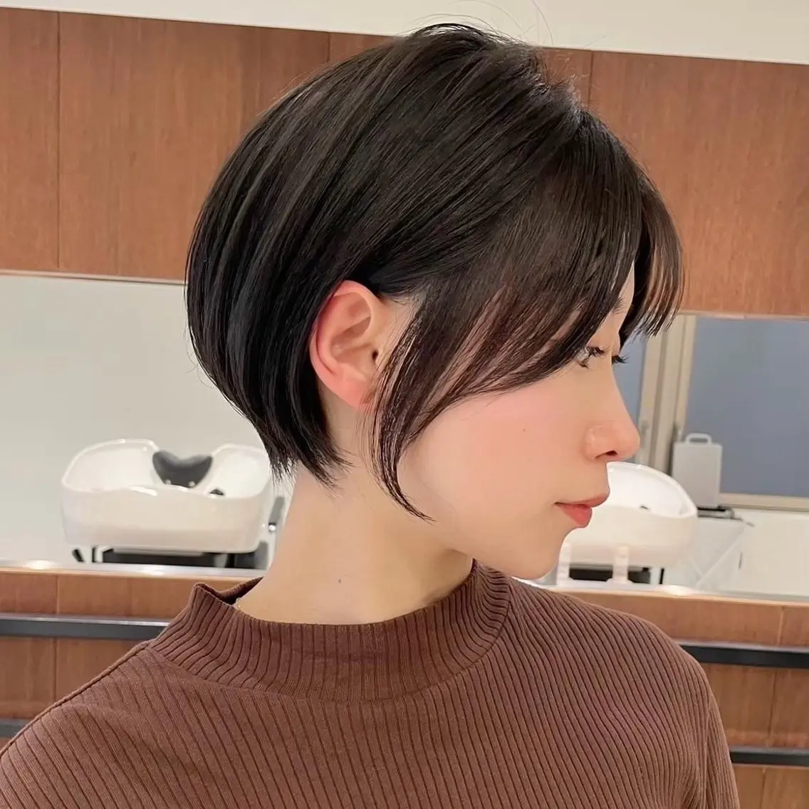 ショート カラー 内大久保 列夏のヘアスタイル