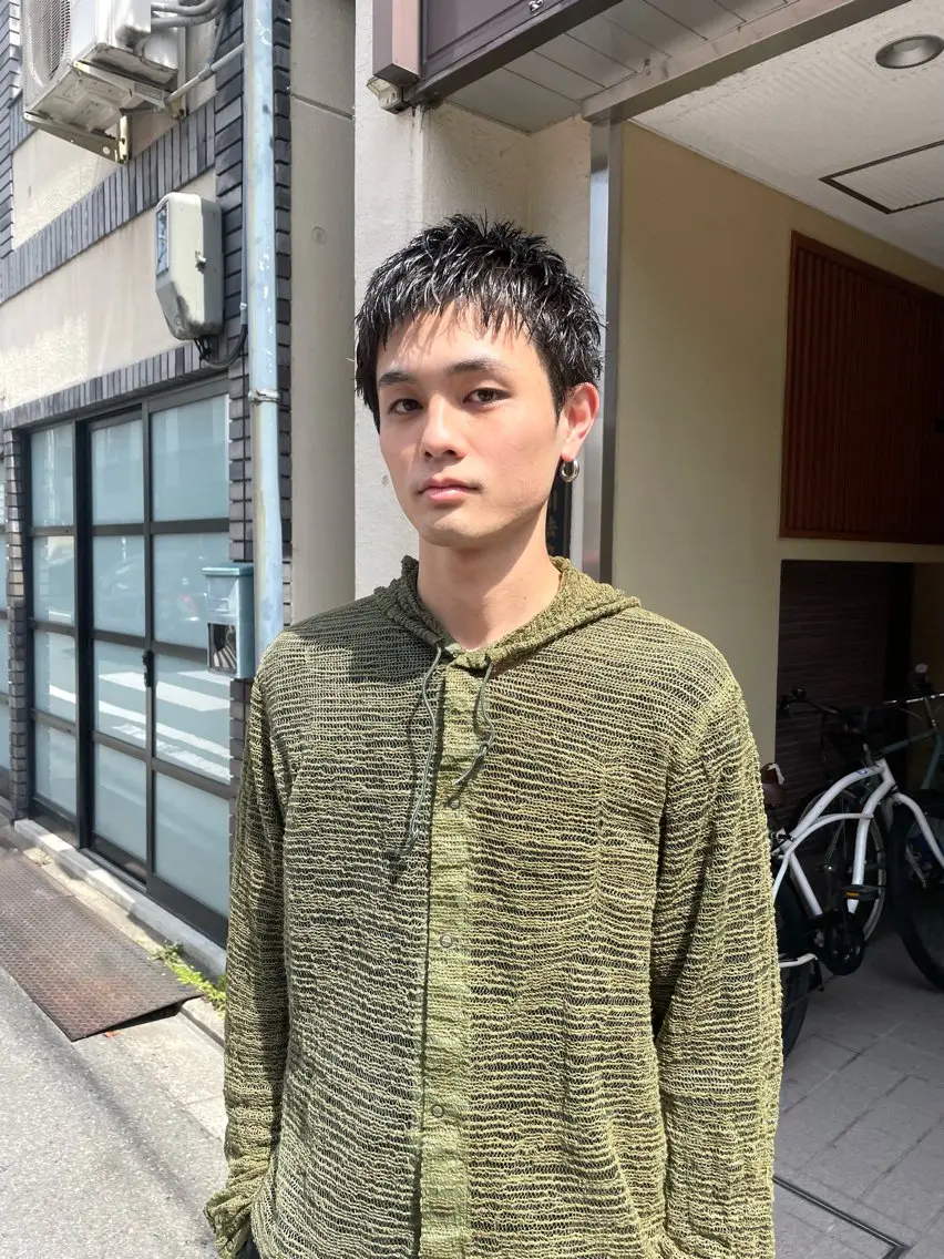 メンズ スパイキーショート マツダ レンのヘアスタイル