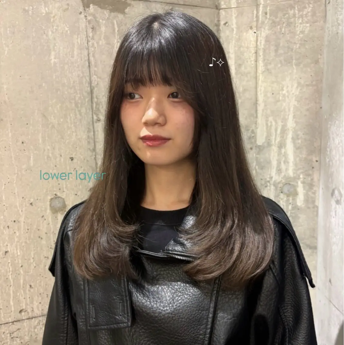 セミロング お団子ヘア レイヤーカット ローレイヤー Watanabe Maiのヘアスタイル