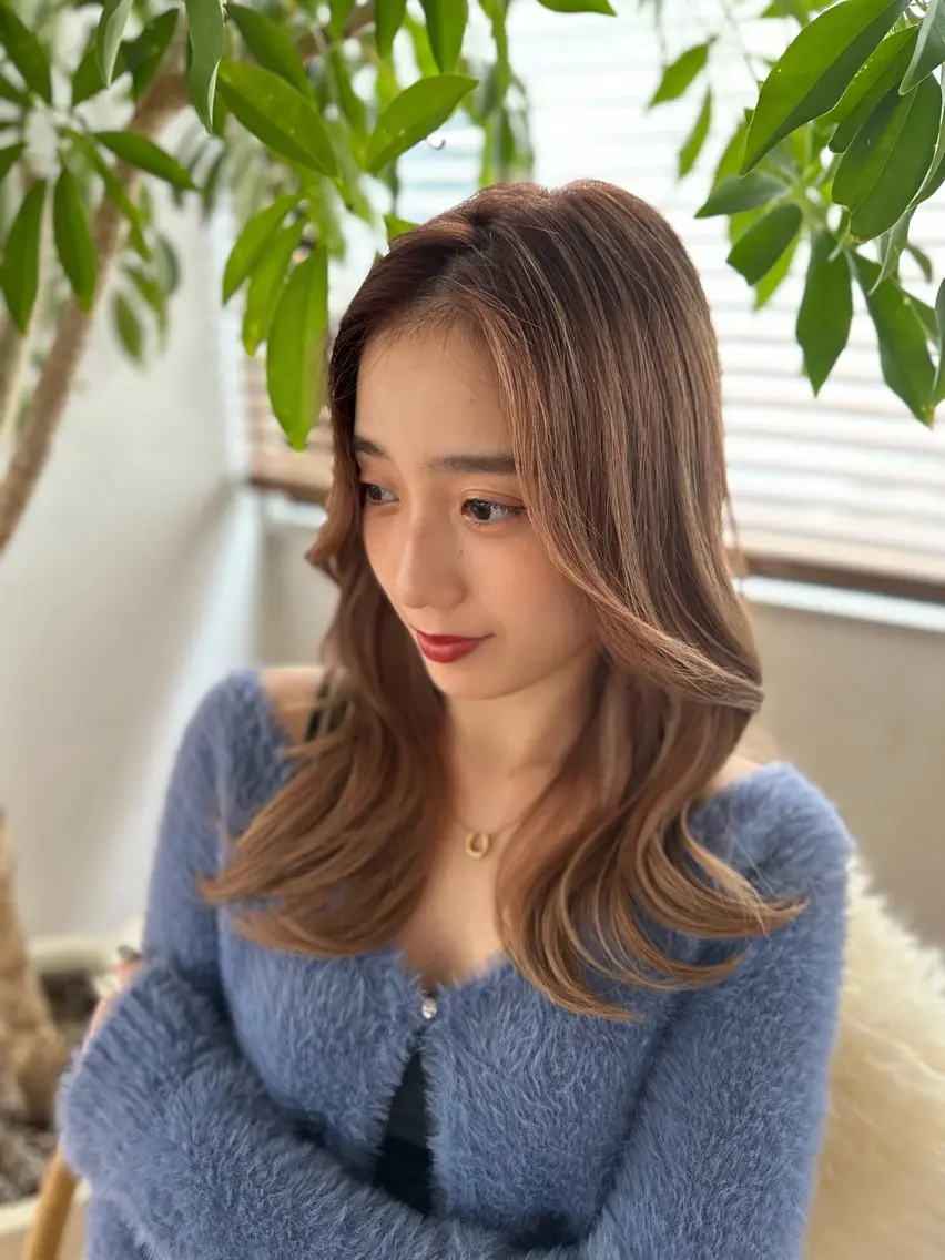 セミロング 🖤KURUMI🖤 潤艶・髪質改善のヘアスタイル