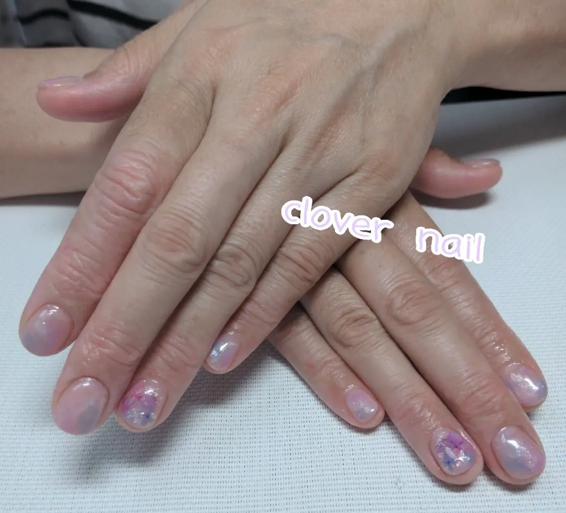 ネイル ニュアンスネイル ハンドネイル clover nailのネイルデザイン